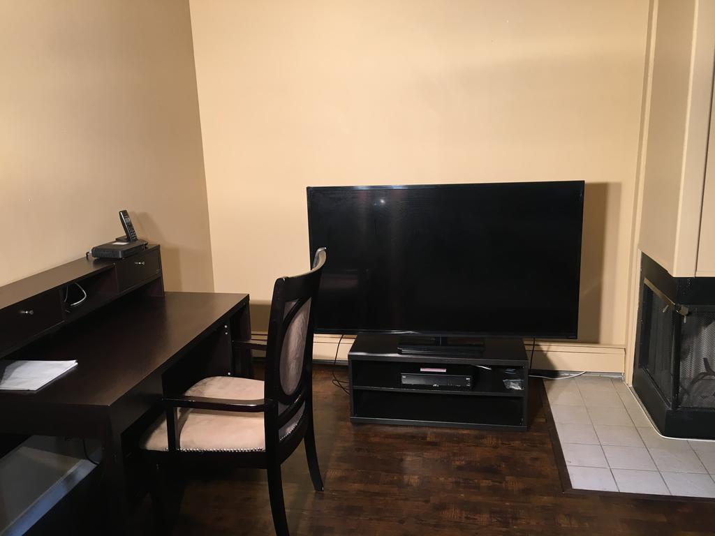 Olympic Suites YYC Екстериор снимка